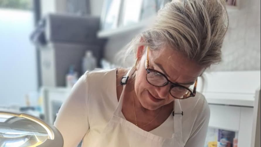 d3c09ac9-253b-46ea-903a-312d233e5a34